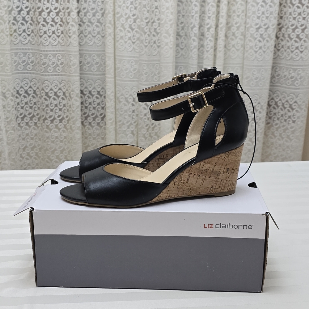 NEW Liz Claiborne Black Wedge Heel Sandals 11 Wedges Ankle Buckle Back Zip Shoes - Picture 7 of 12